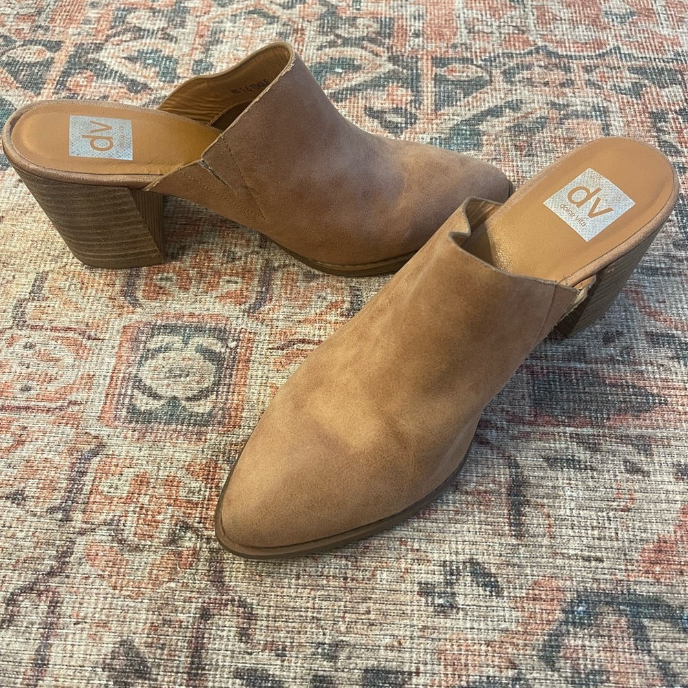 DV by Dolce Vita Women's Brown Suede Mules